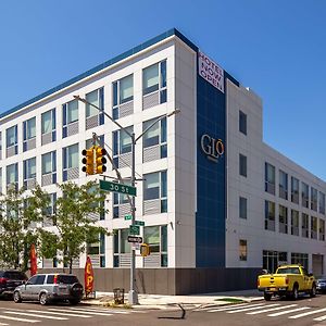 Glo Best Western Brooklyn Nyc
